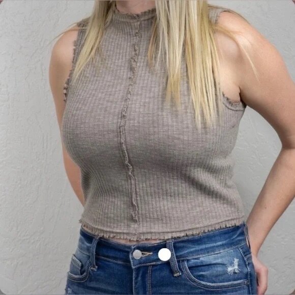 Miou Muse Ribbed Raw Edge Muscle Shirt Front Seam Distressed - Picture 1 of 9